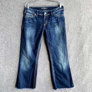 Silver Jeans Women’s Size 31 / 25 Suki Surplus Cropped Raw Hem Jeans